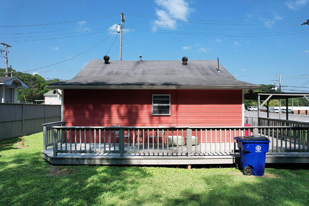 Rear Deck